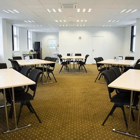 Milling Park 3*