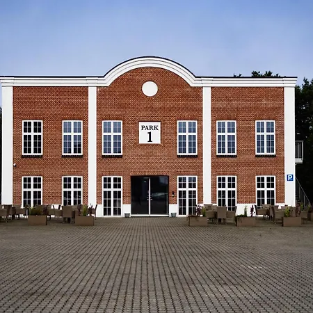 Milling Park 3*