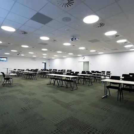 Milling Park 3* ميدِلفارت