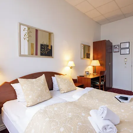 Milling Park Szálloda 3*
